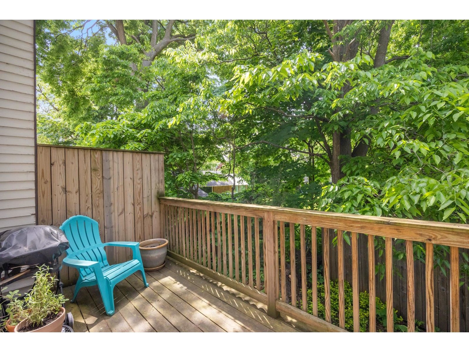89 North Champlain Street, Unit L