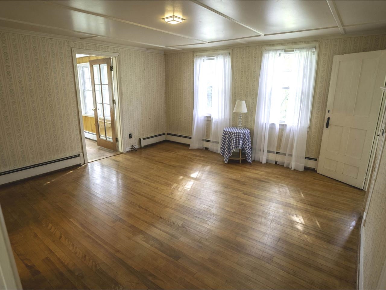 Spacious Living Room