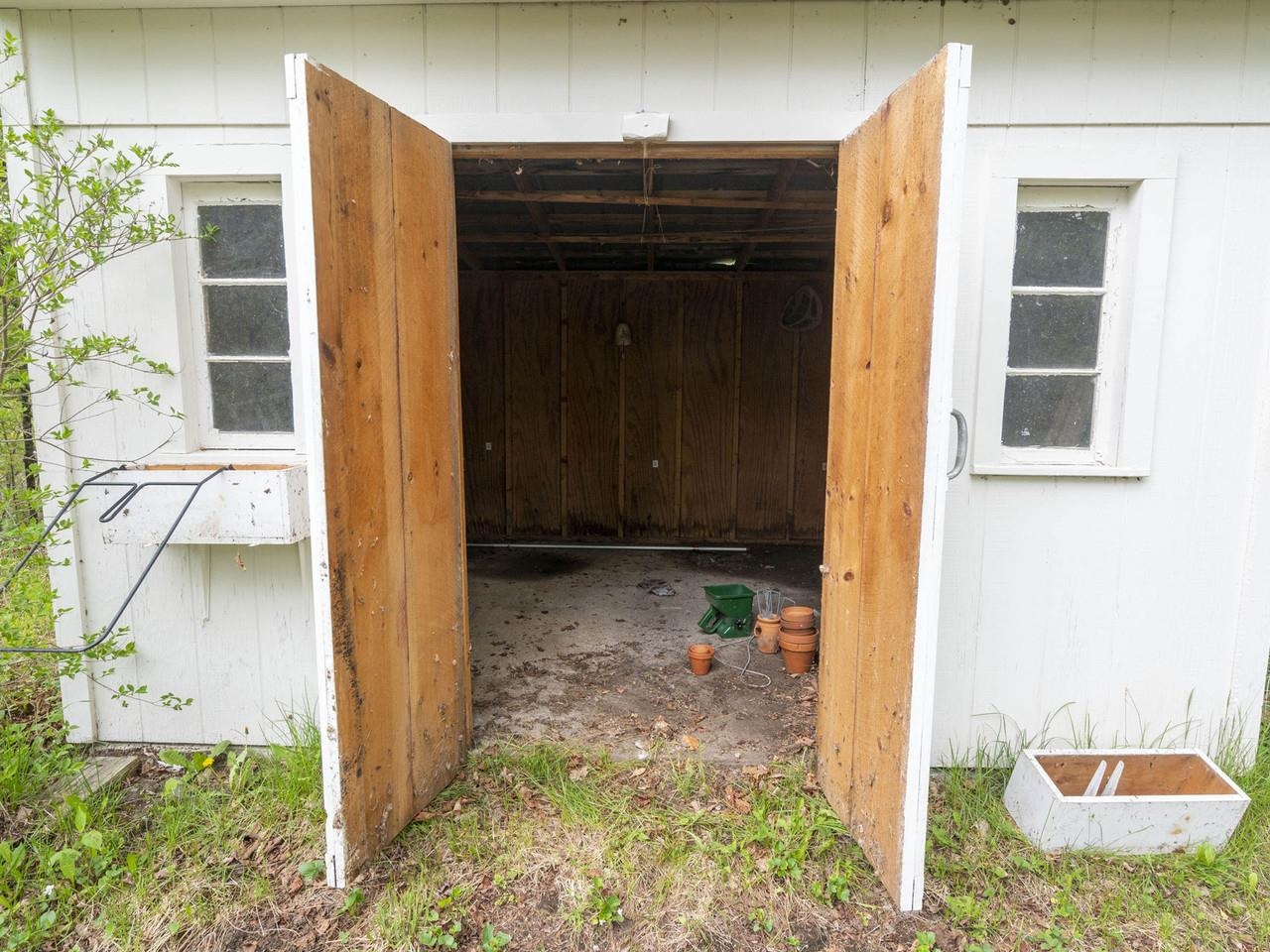 Shed