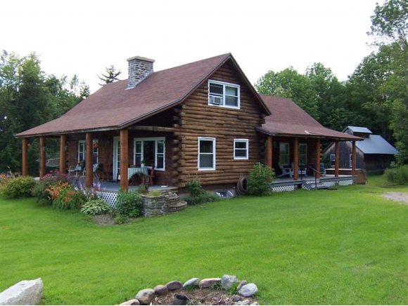 893 Robitaille Rd