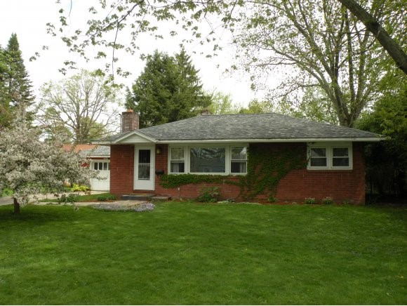 9 Abnaki Avenue