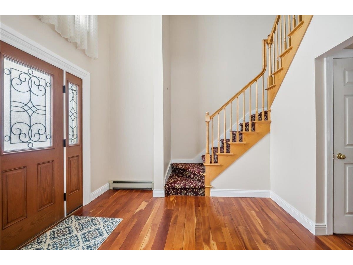 9 Adirondack Street