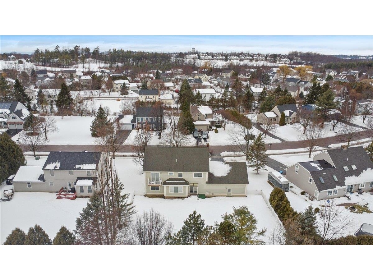 9 Adirondack Street