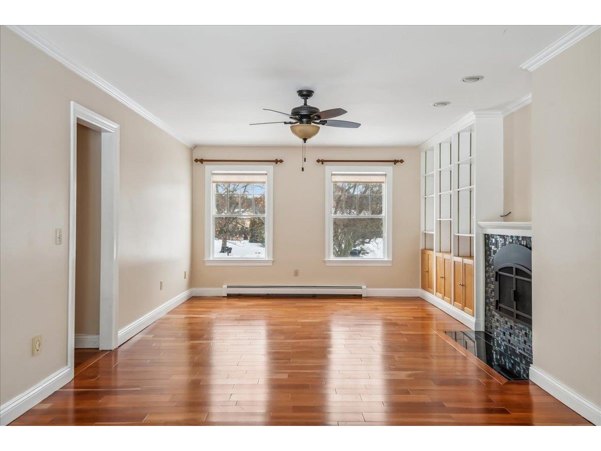 9 Adirondack Street