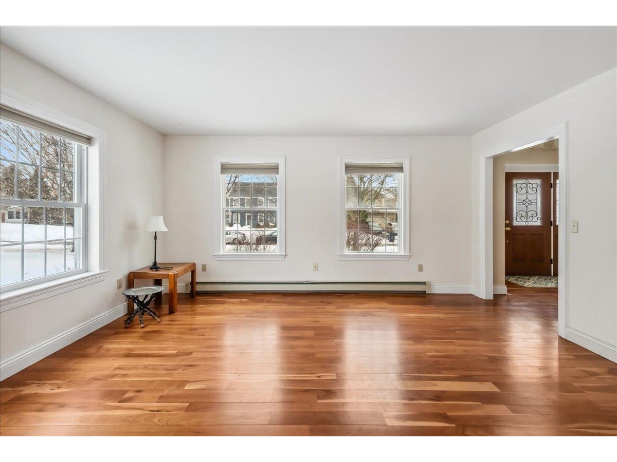 9 Adirondack Street