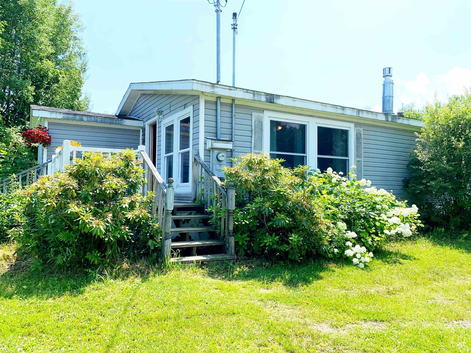 9 Buick Street, Barre Town