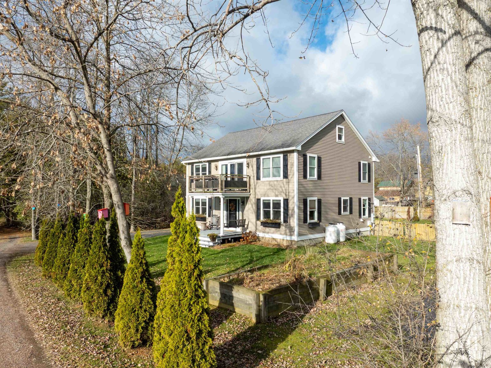 9 Cedar Street