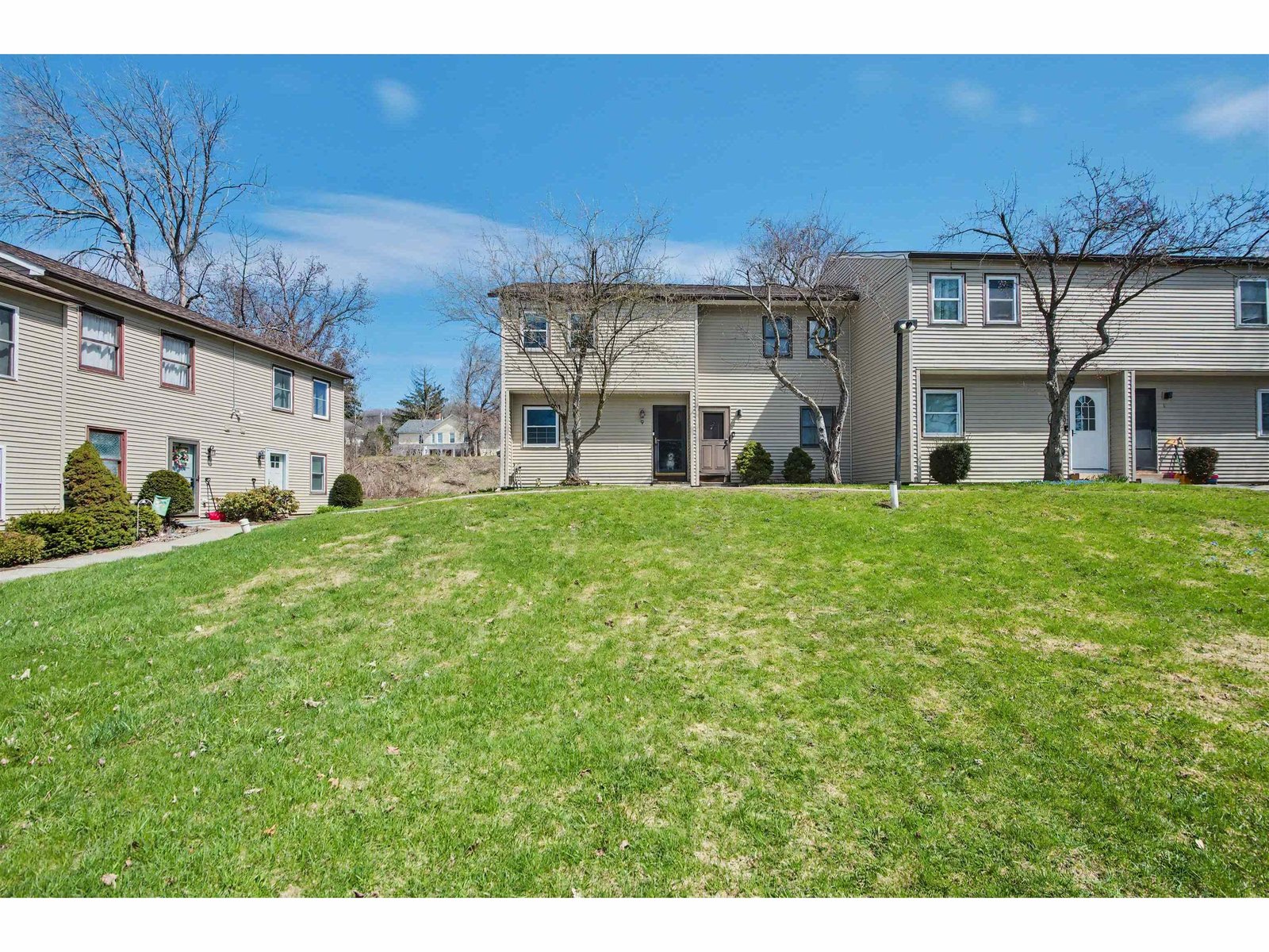 9 Cherry Tree Court