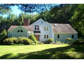 9 Evergreen Ln