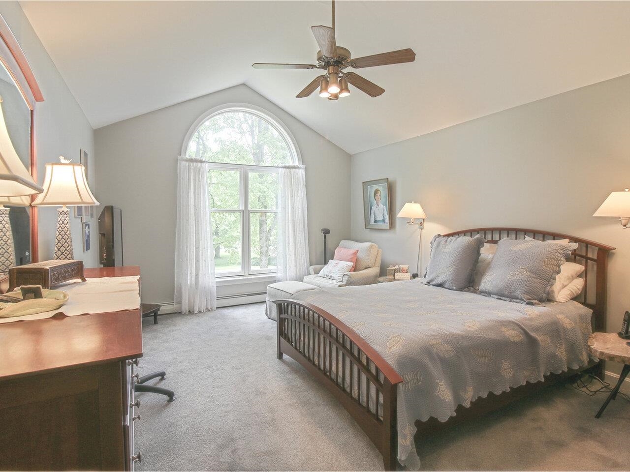 Primary with Vaulted Ceiling