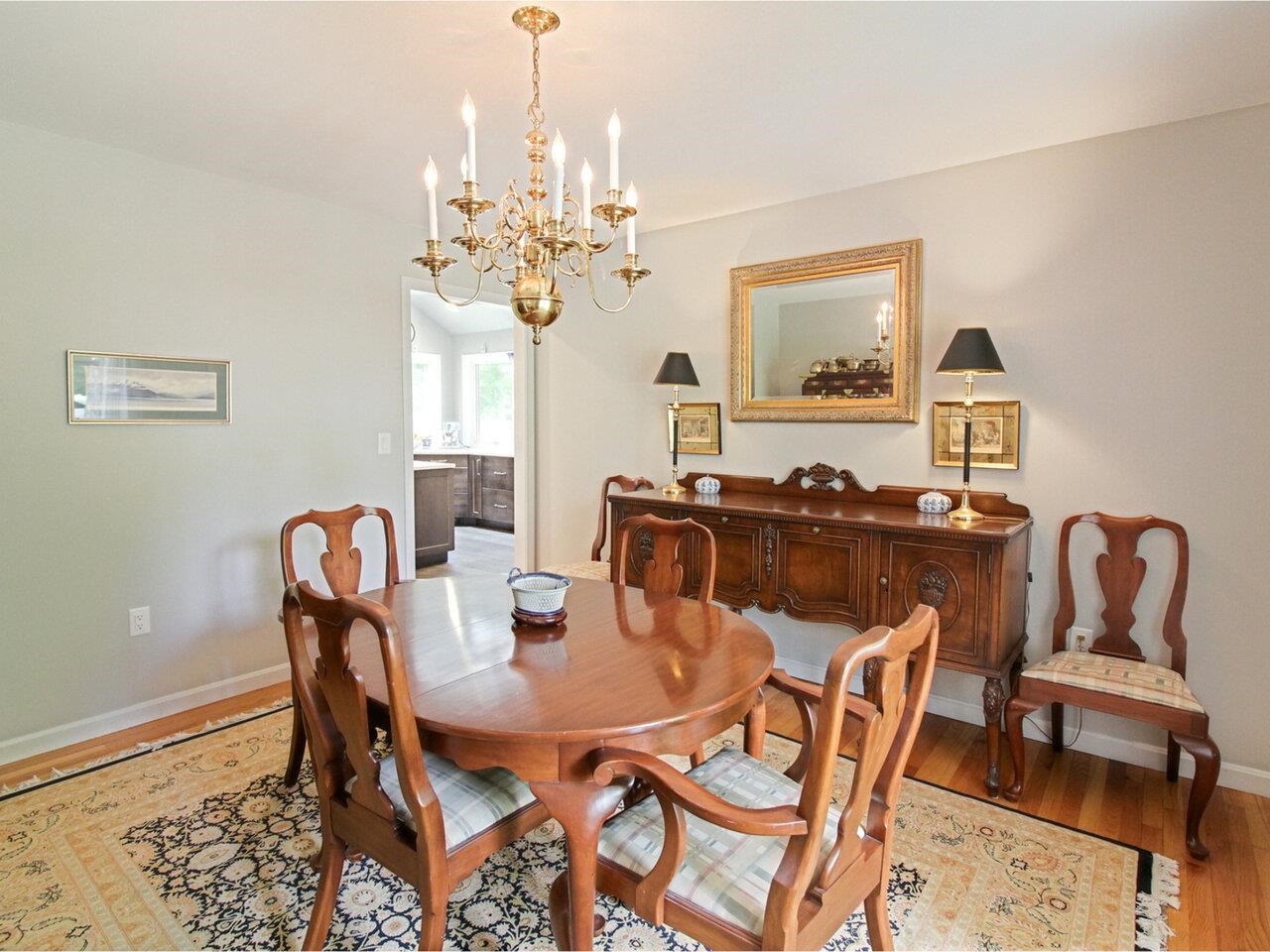 Formal Dining