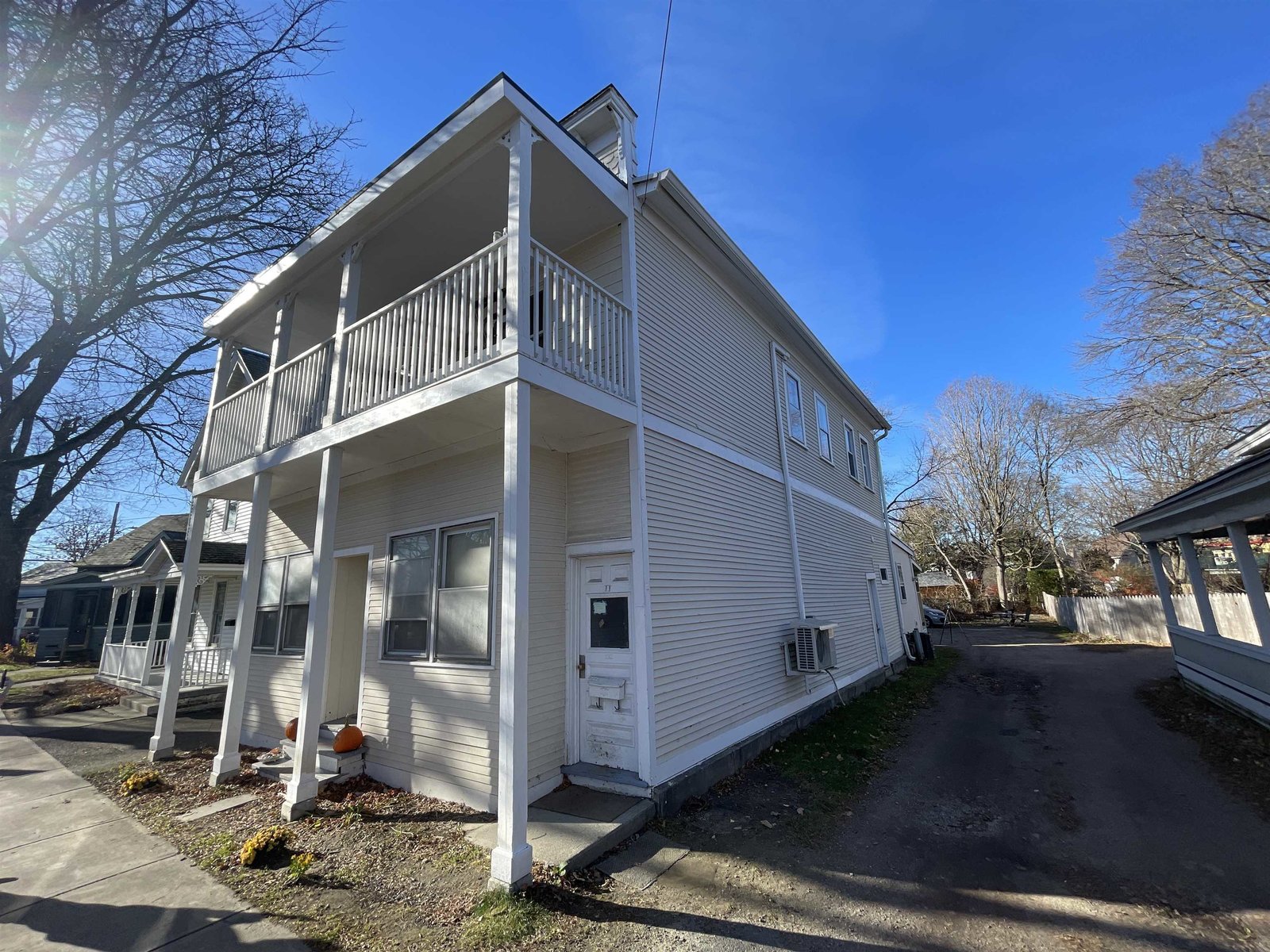 9 Hyde Street