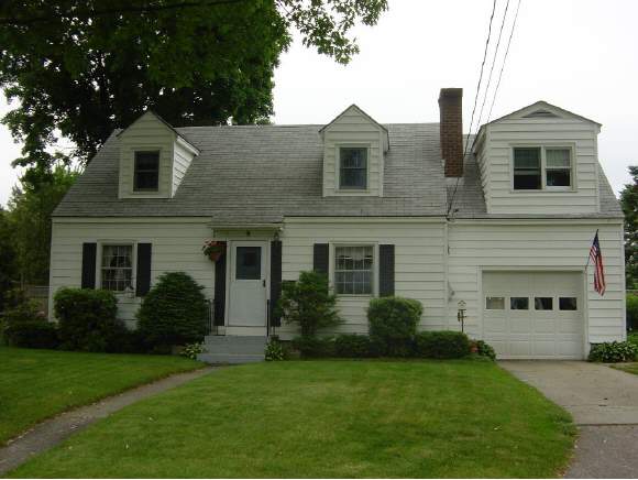 9 Iroquois Ave