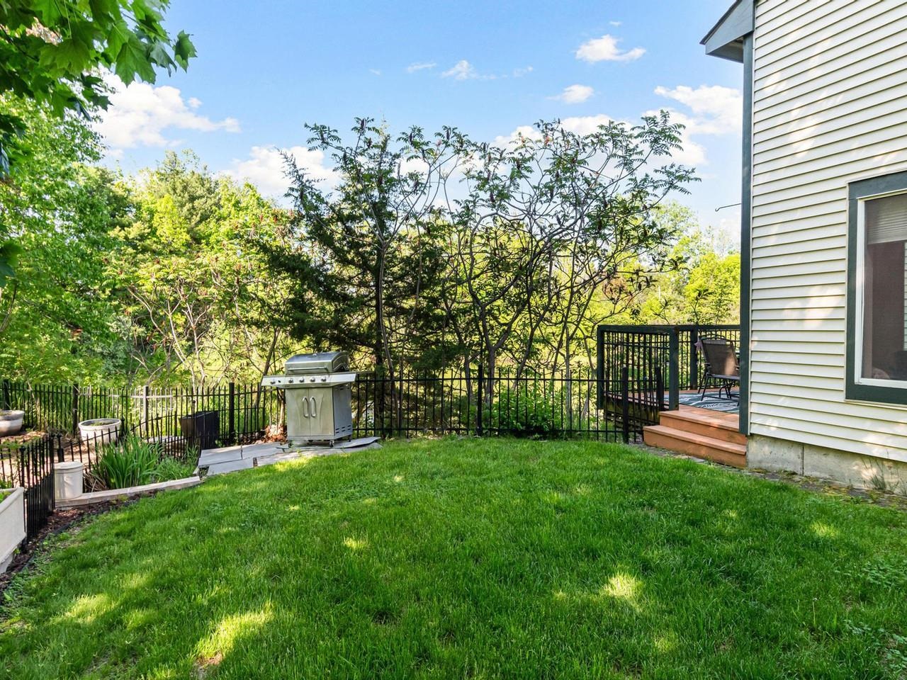 9 Lake Forest Drive