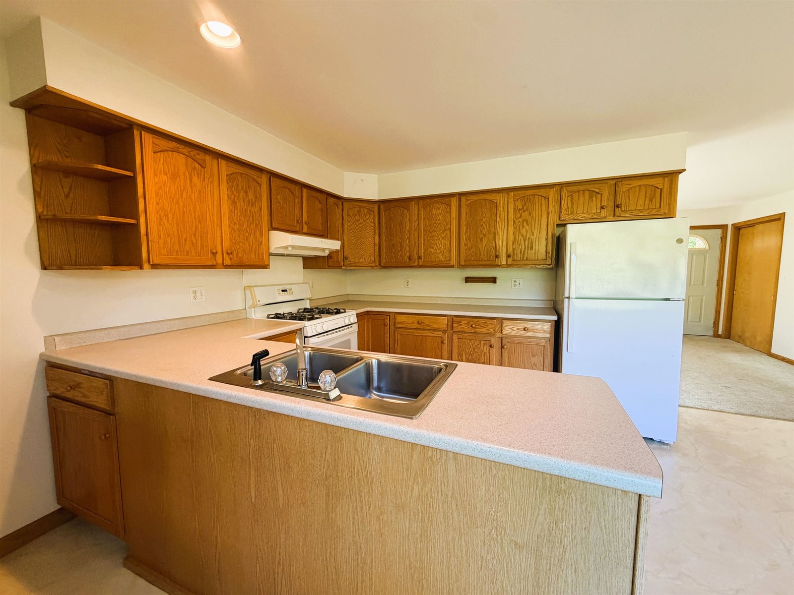 Loads of Countertops
