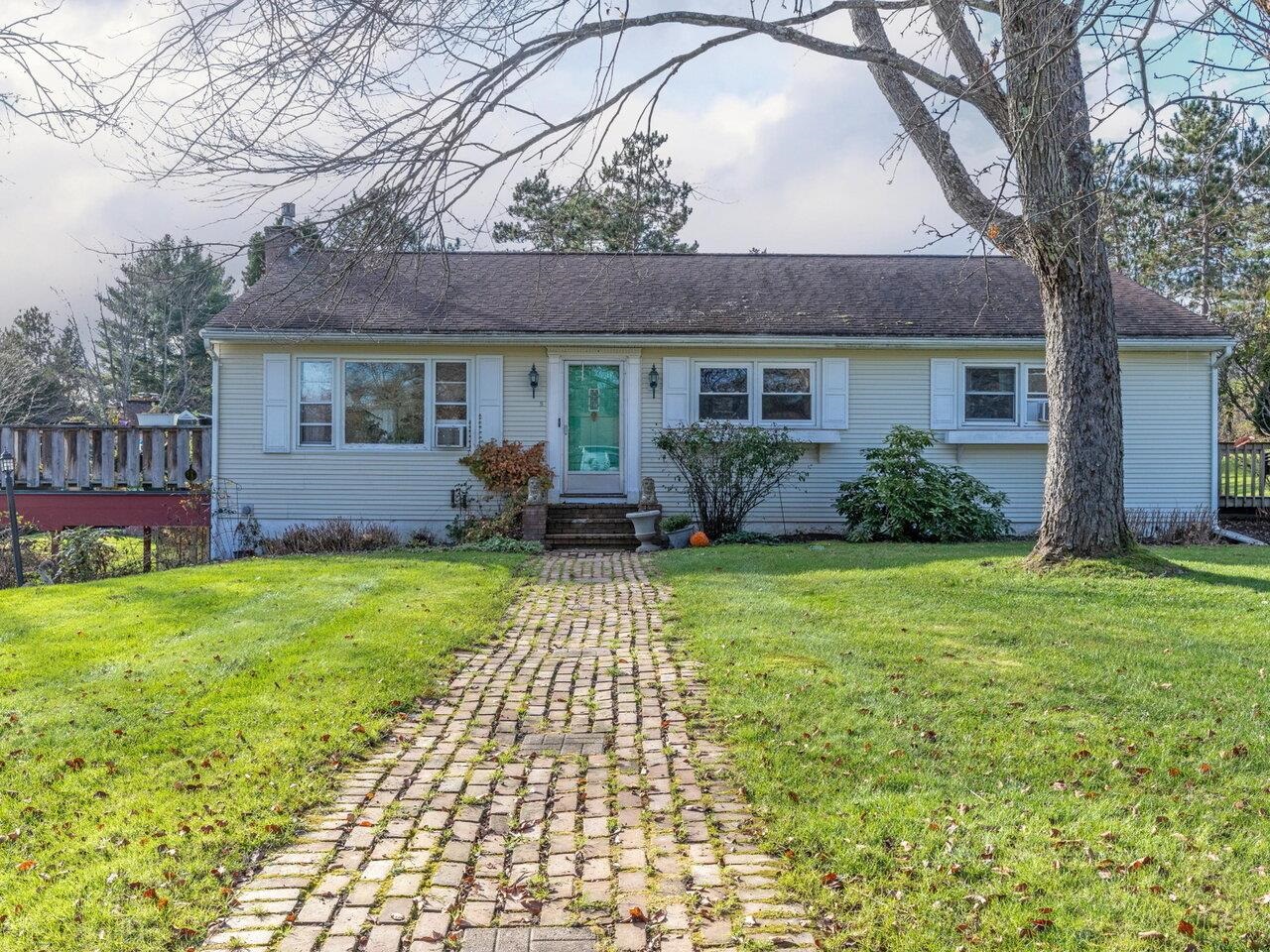 9 Mountain View Road