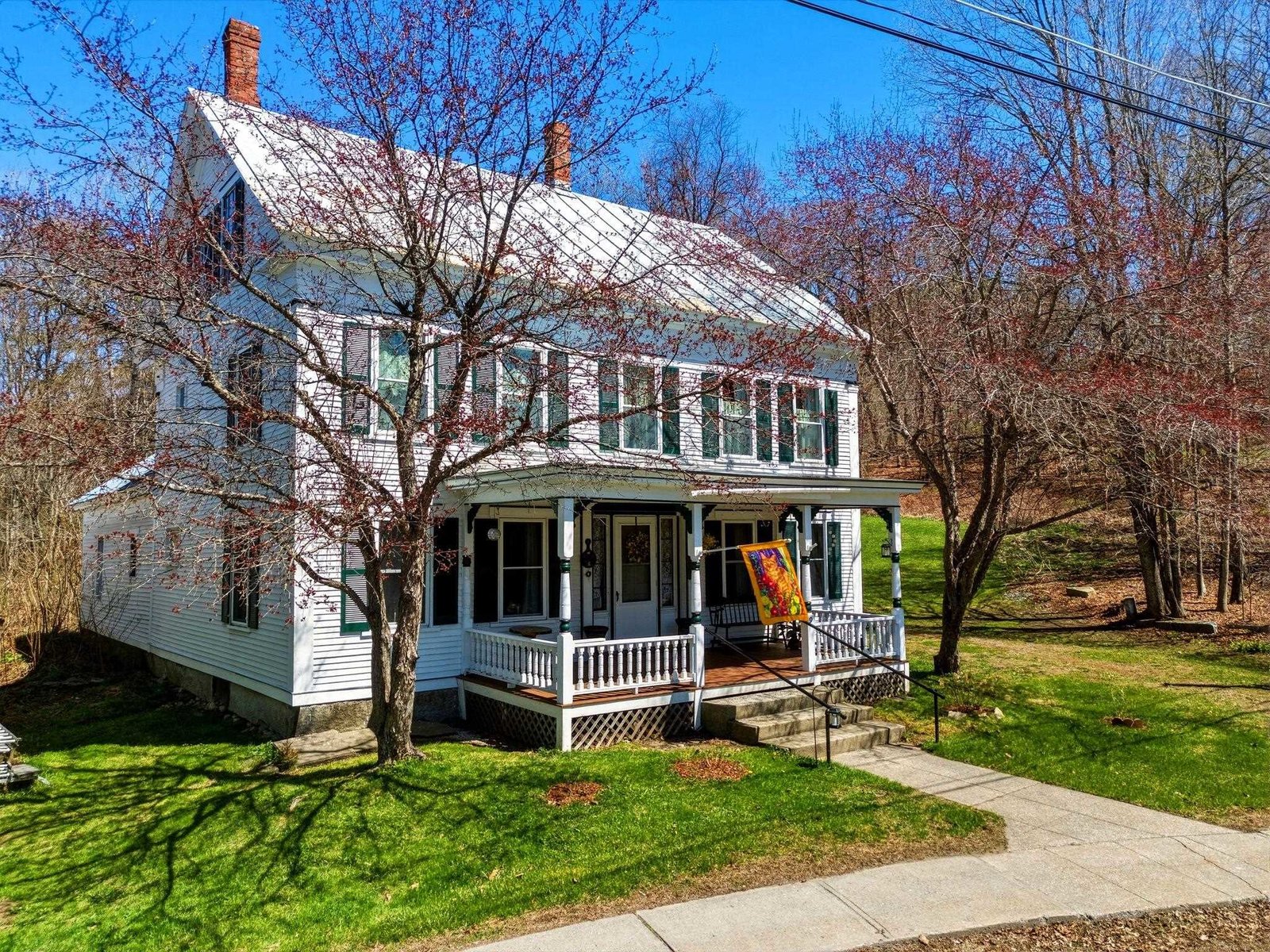 9 North Common