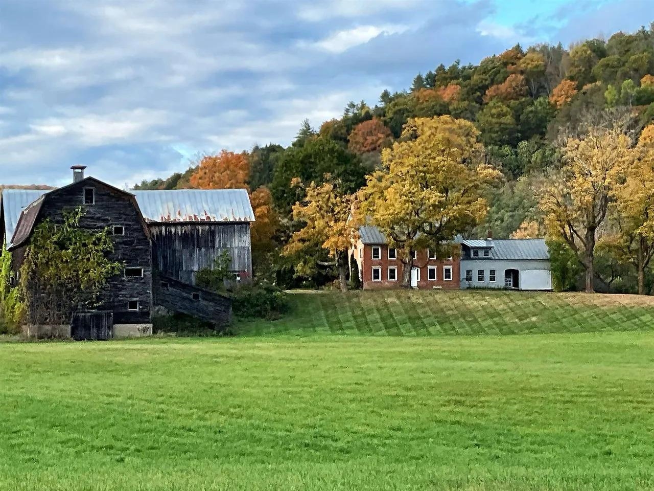 9 North Common