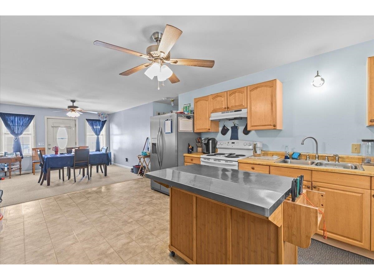9 outback Road, Unit 4