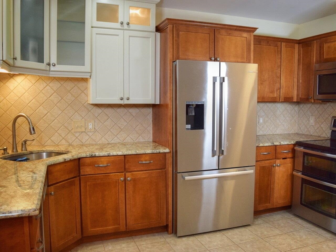 9 Racine Road, Unit 102