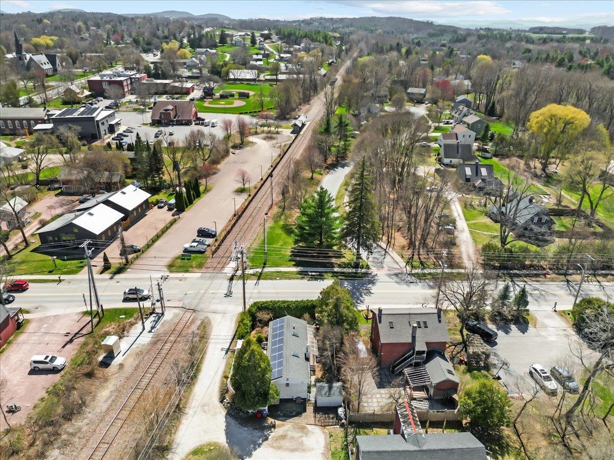 9 Railroad Lane