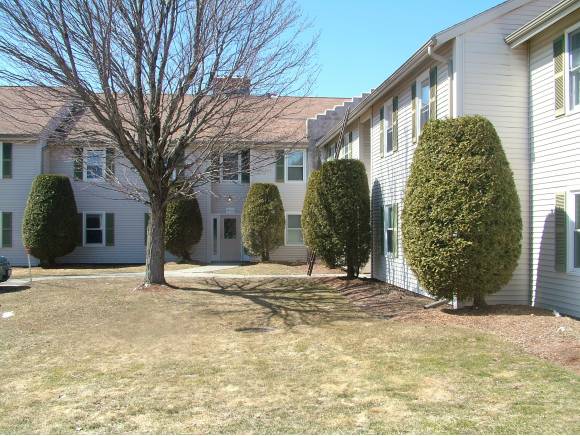 9 Saybrook Road, Unit 9