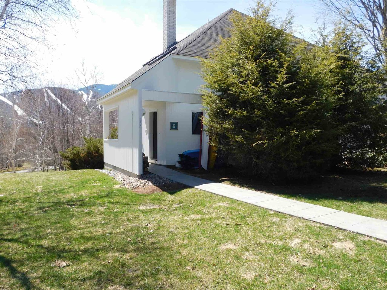 9 Southface Avenue, Unit 9