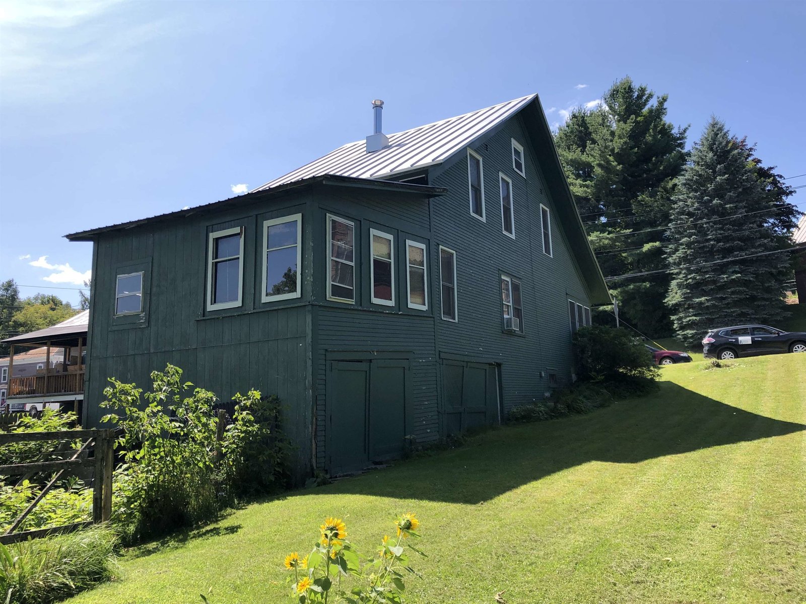 9 Troy Street