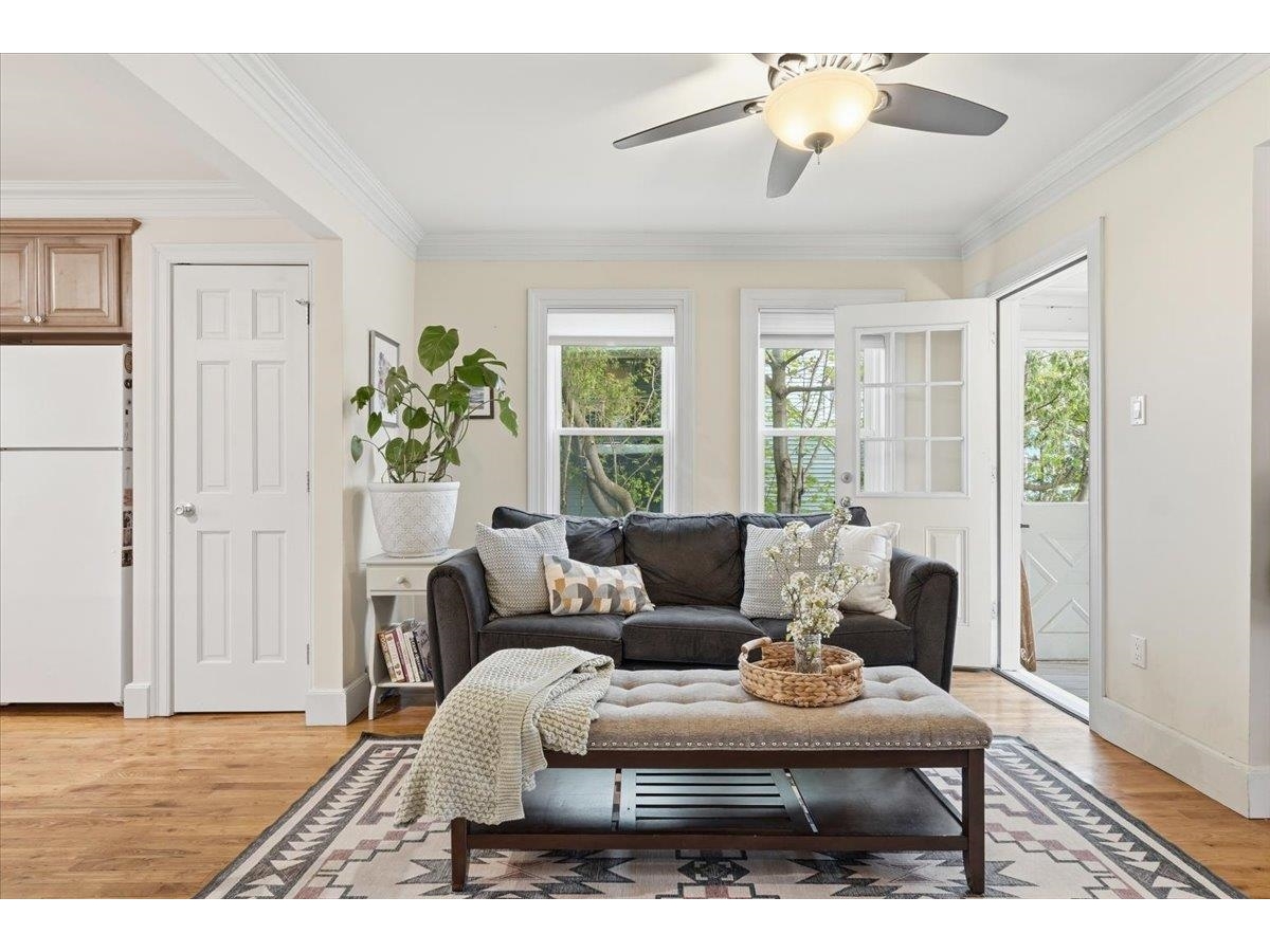 9 West Street, Unit B