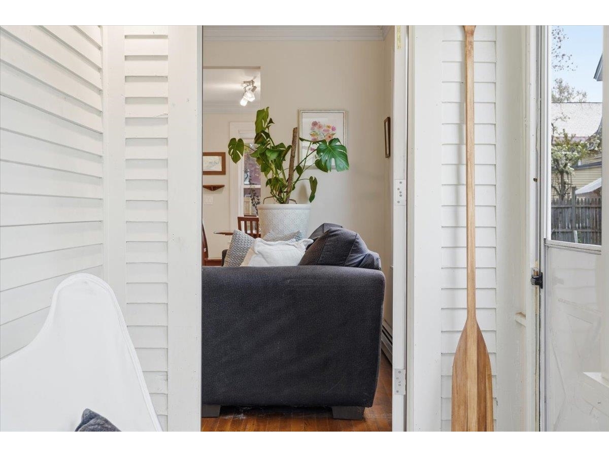 9 West Street, Unit B