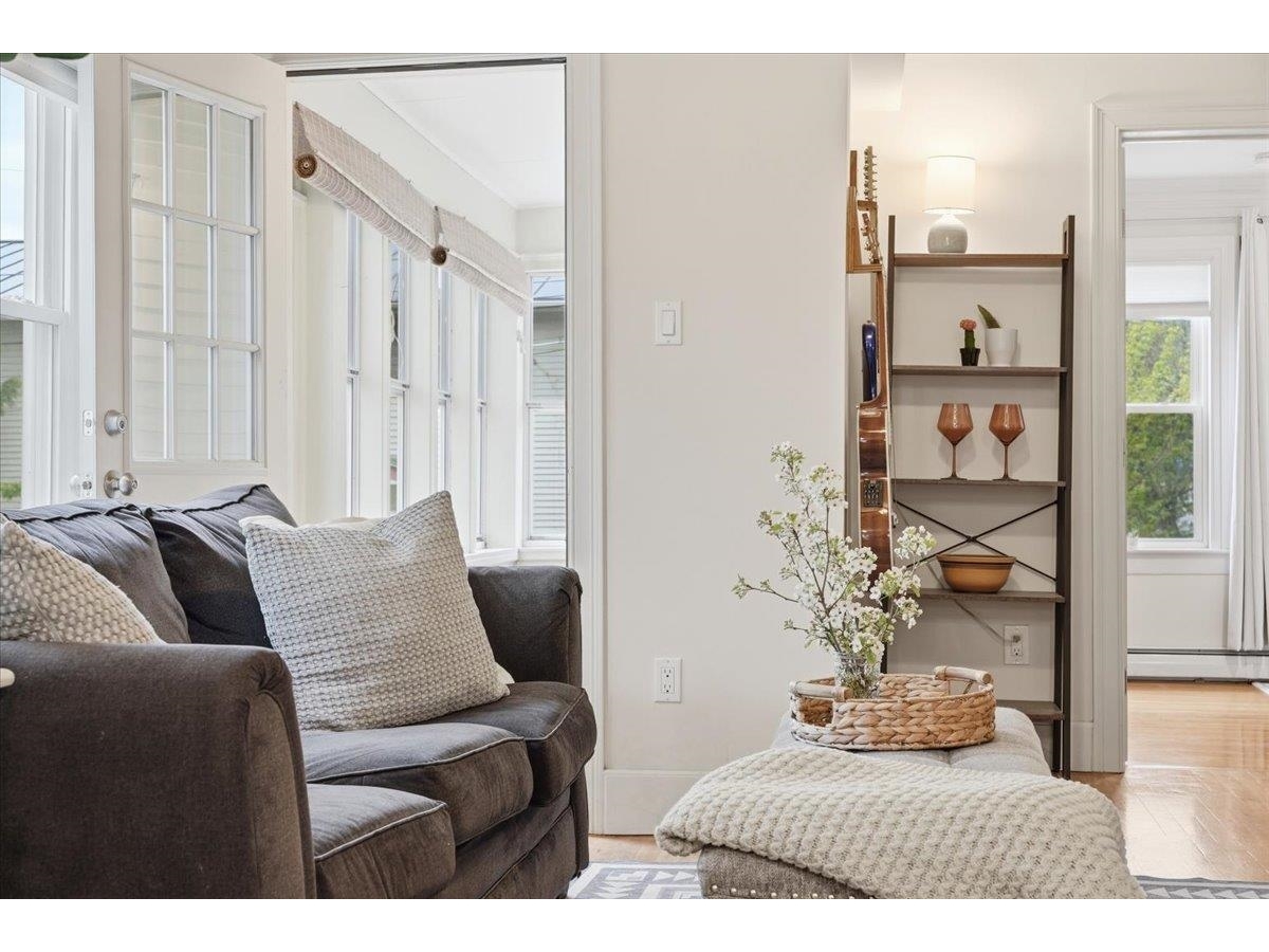 9 West Street, Unit B