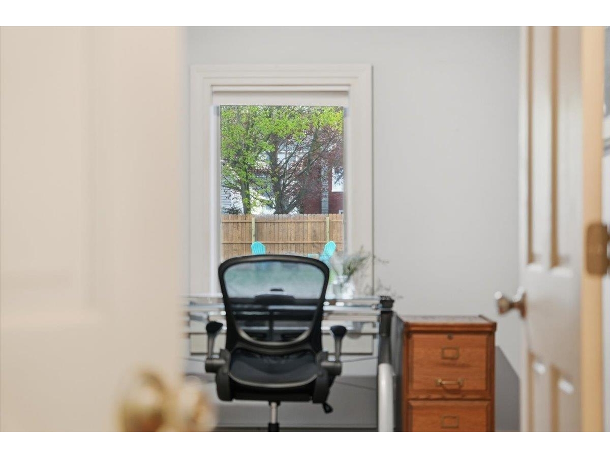 9 West Street, Unit B