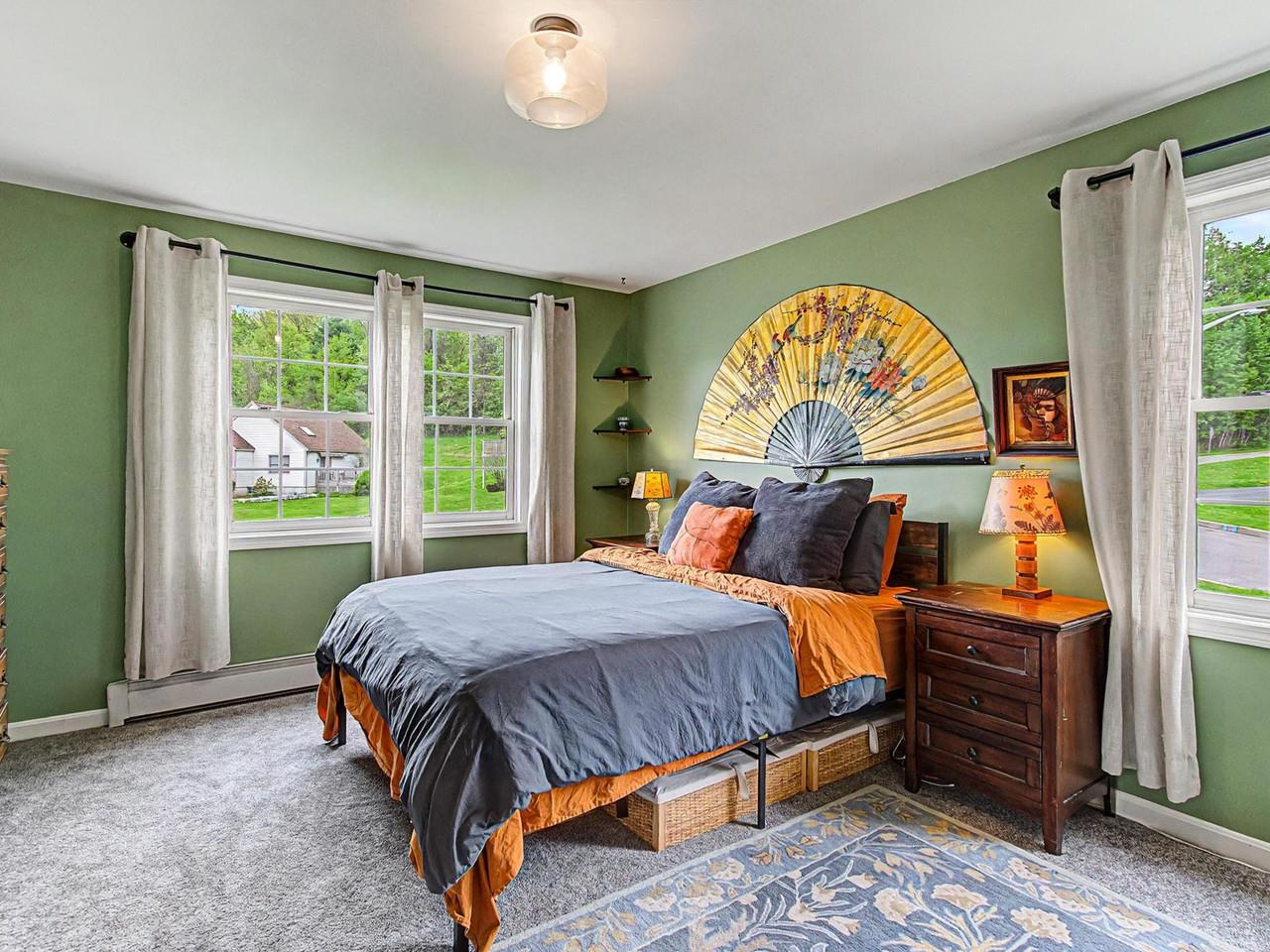 9 White Lilac Way