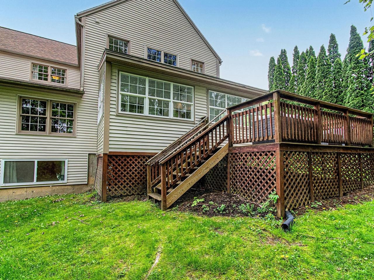 9 White Lilac Way
