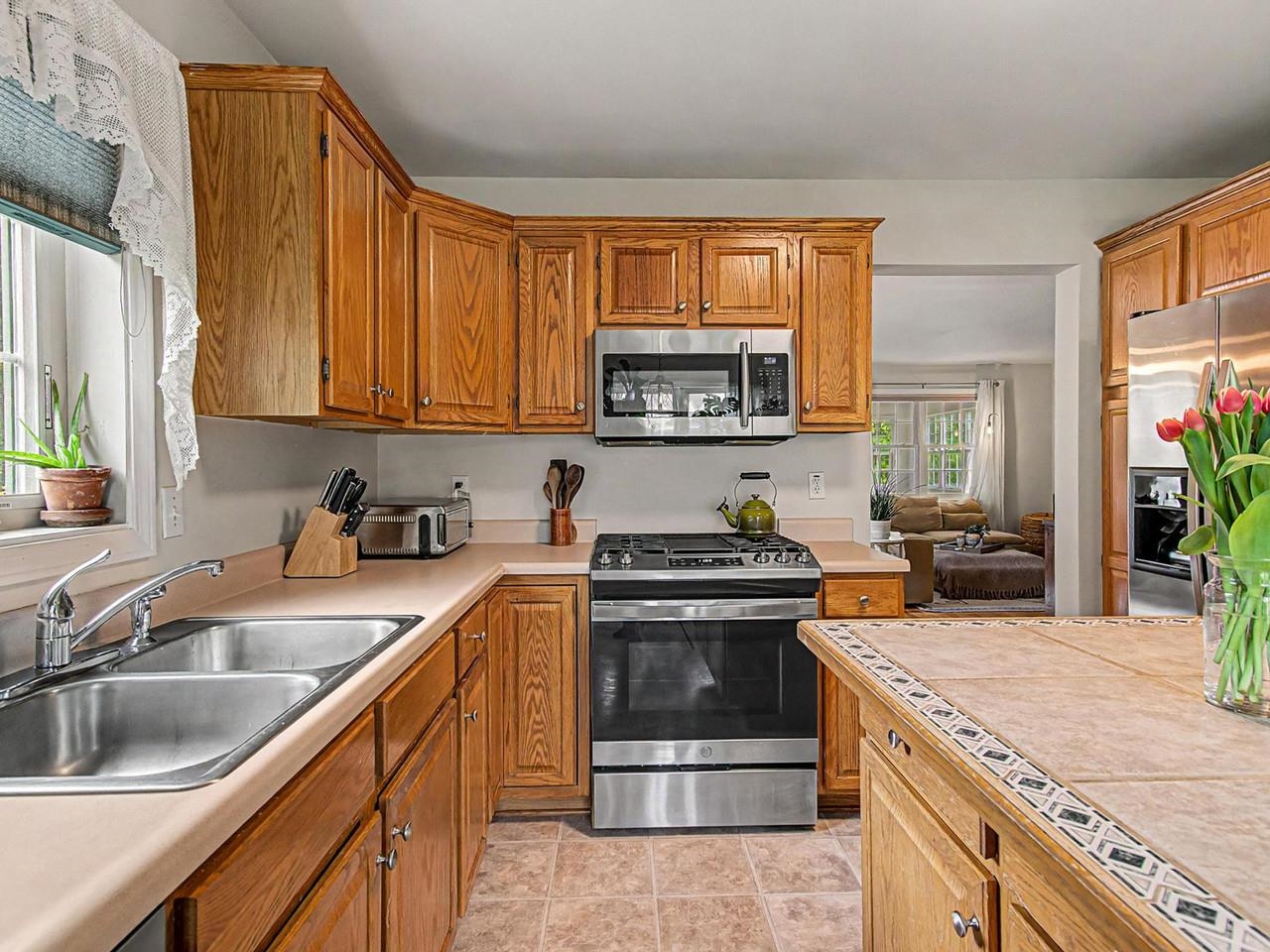 9 White Lilac Way