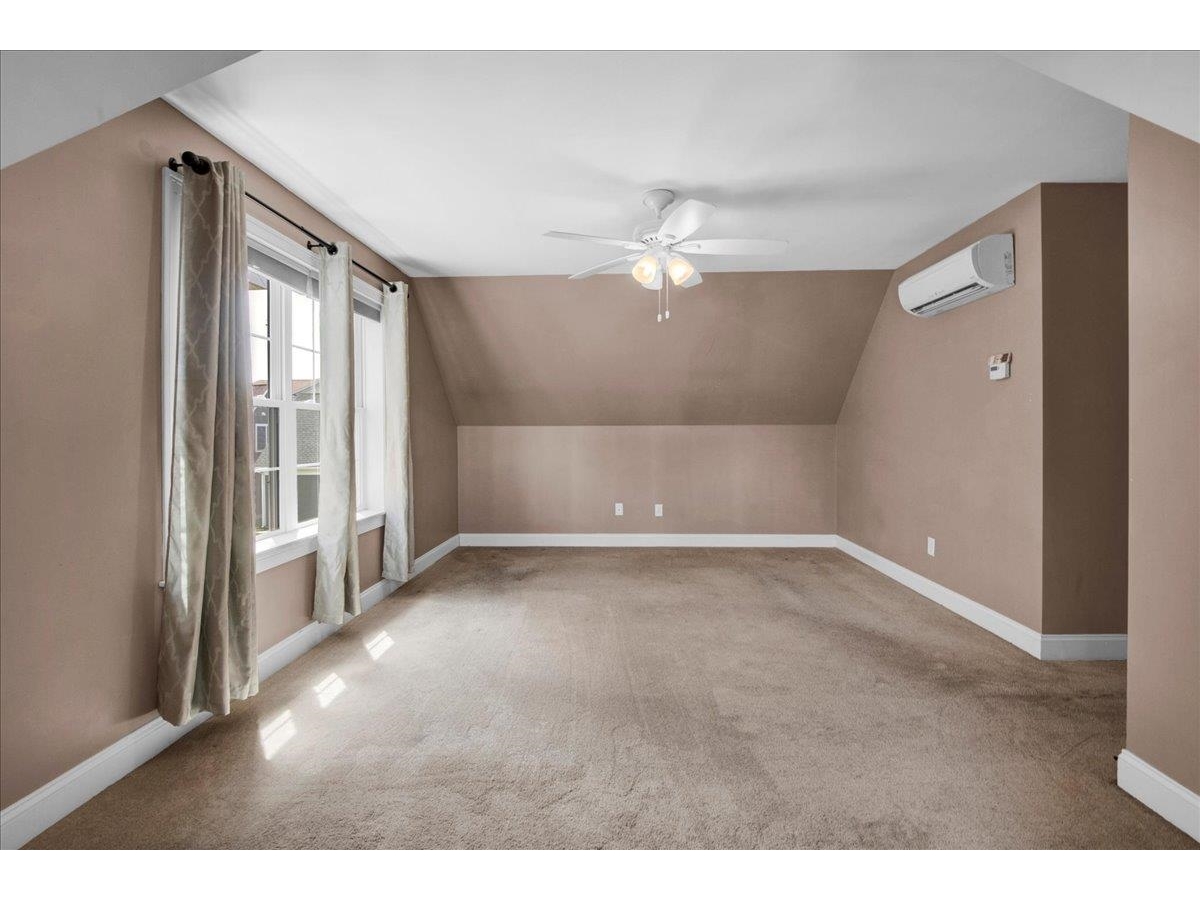 2nd Floor - Primary Bedroom