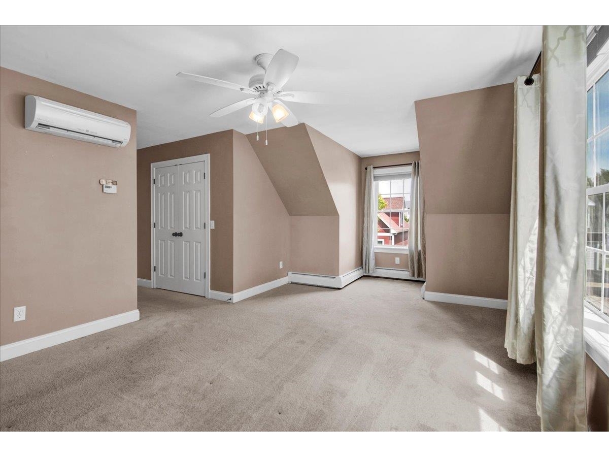 2nd Floor - Primary Bedroom
