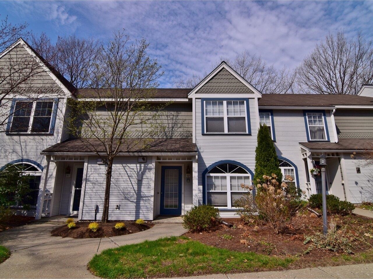 90 Northshore Drive, Burlington