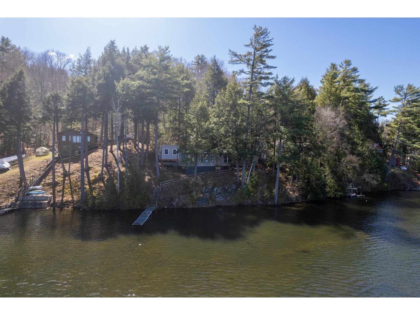 90 White's Point Road