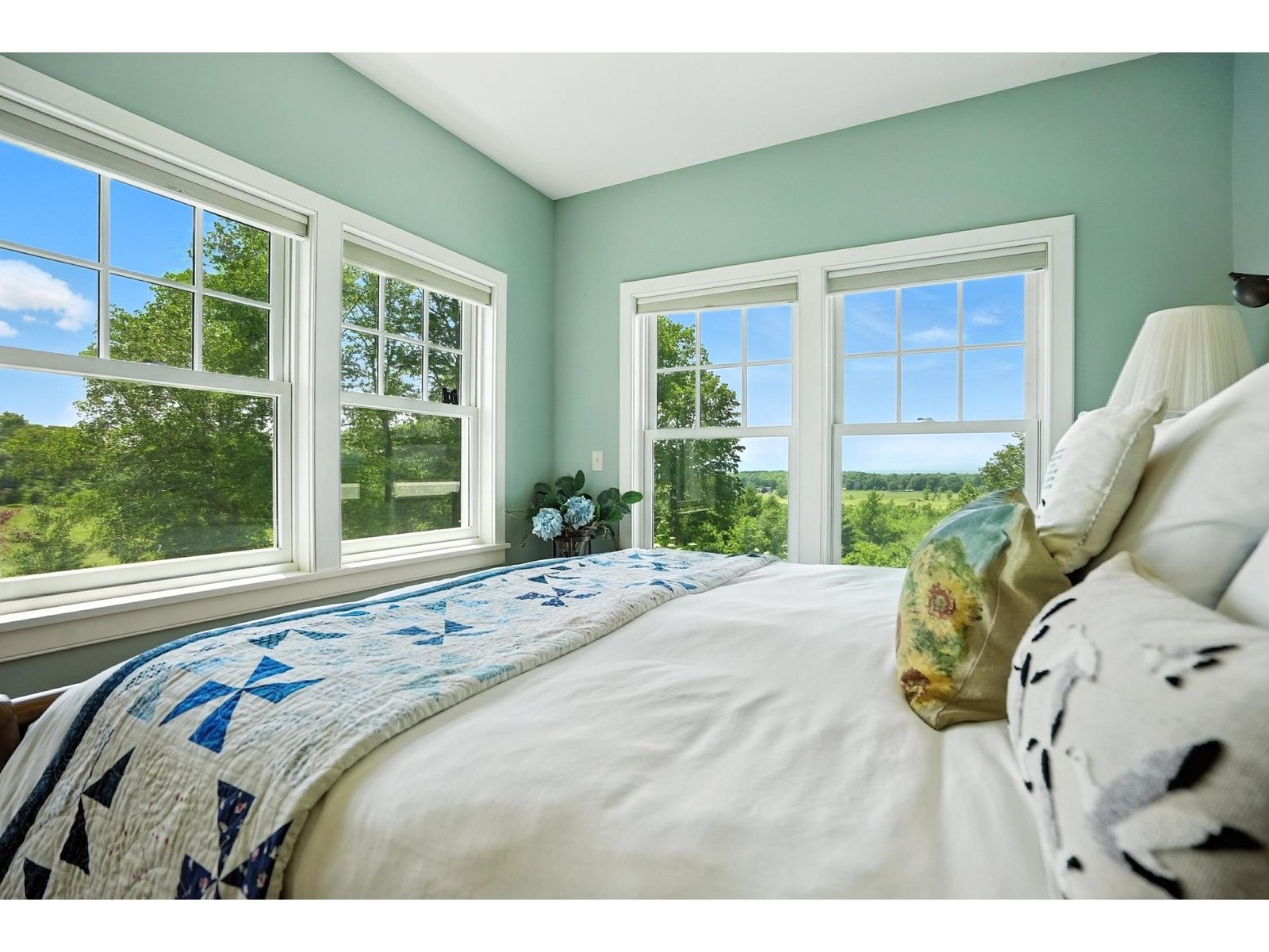 900 Crosswind Drive