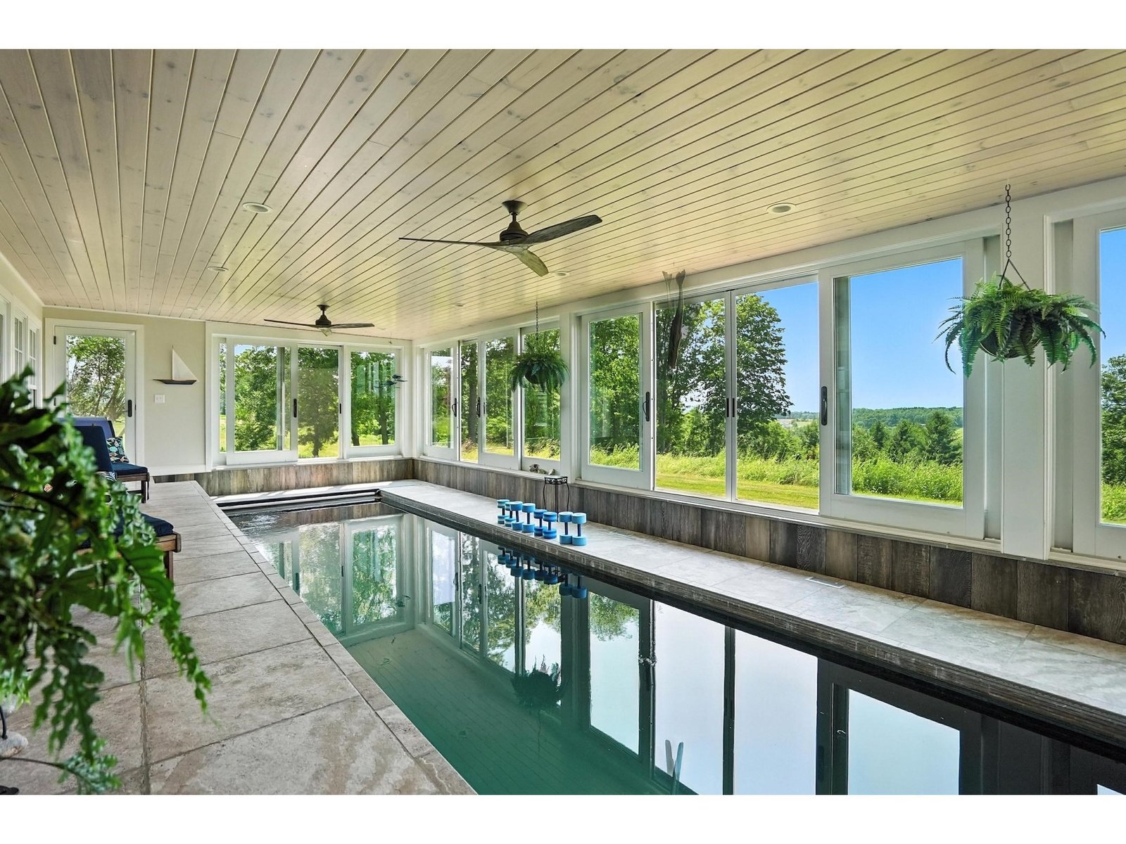 900 Crosswind Drive