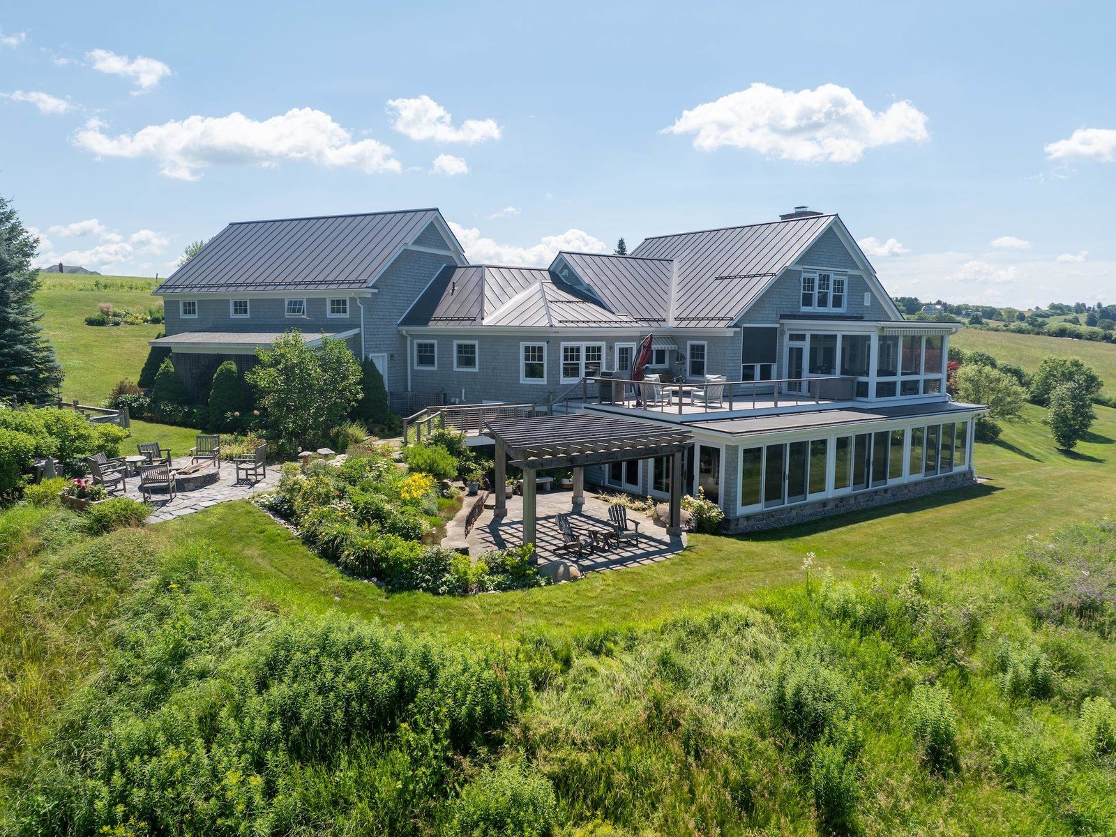 900 Crosswind Drive