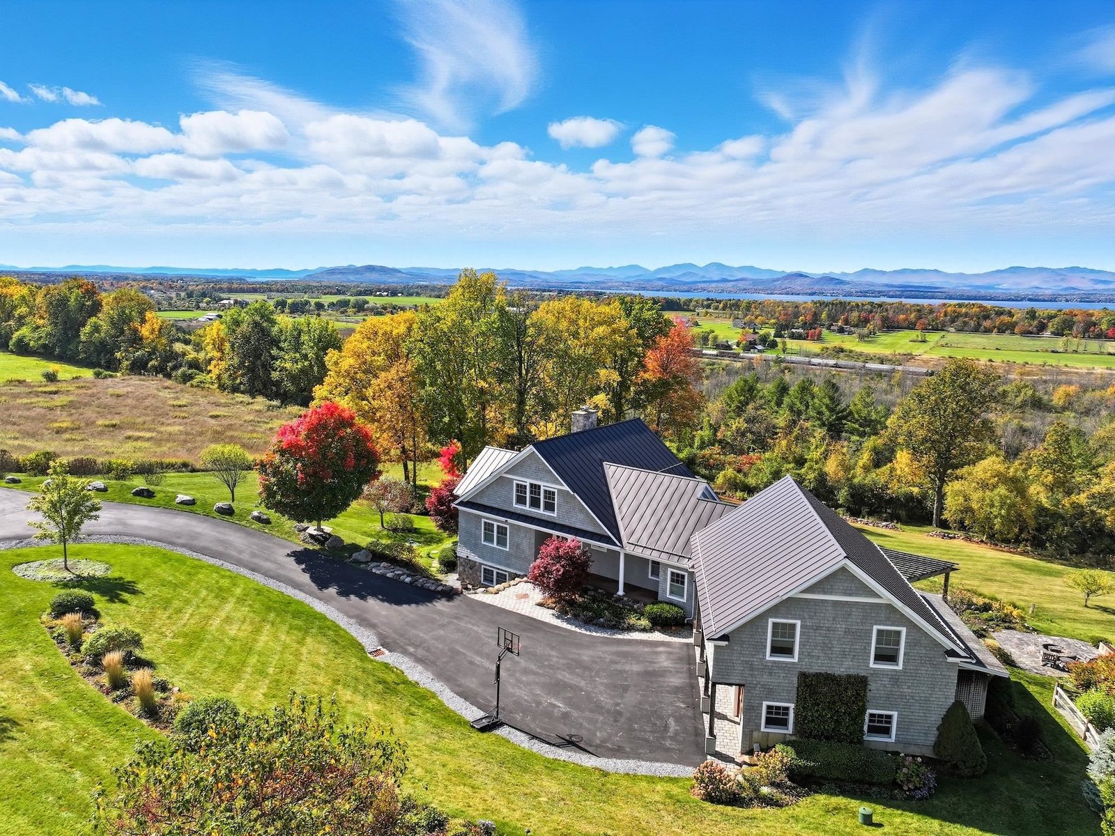 900 Crosswind Drive