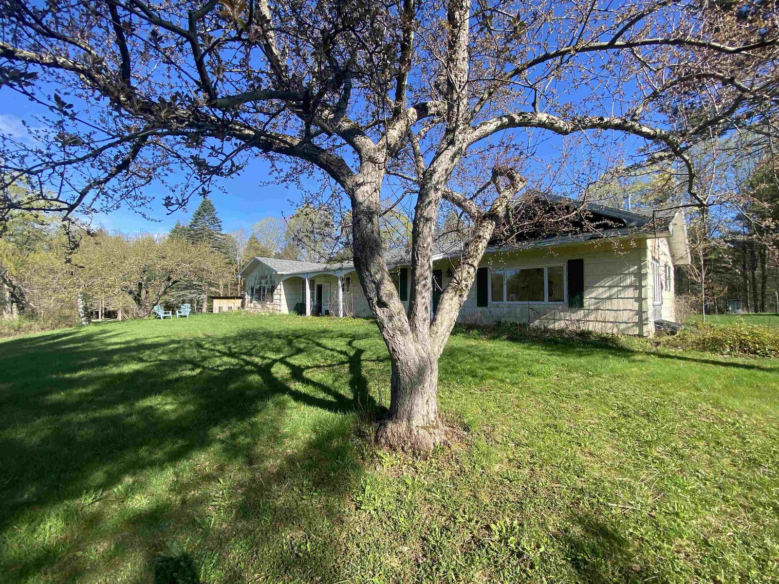 903 Gould Hill