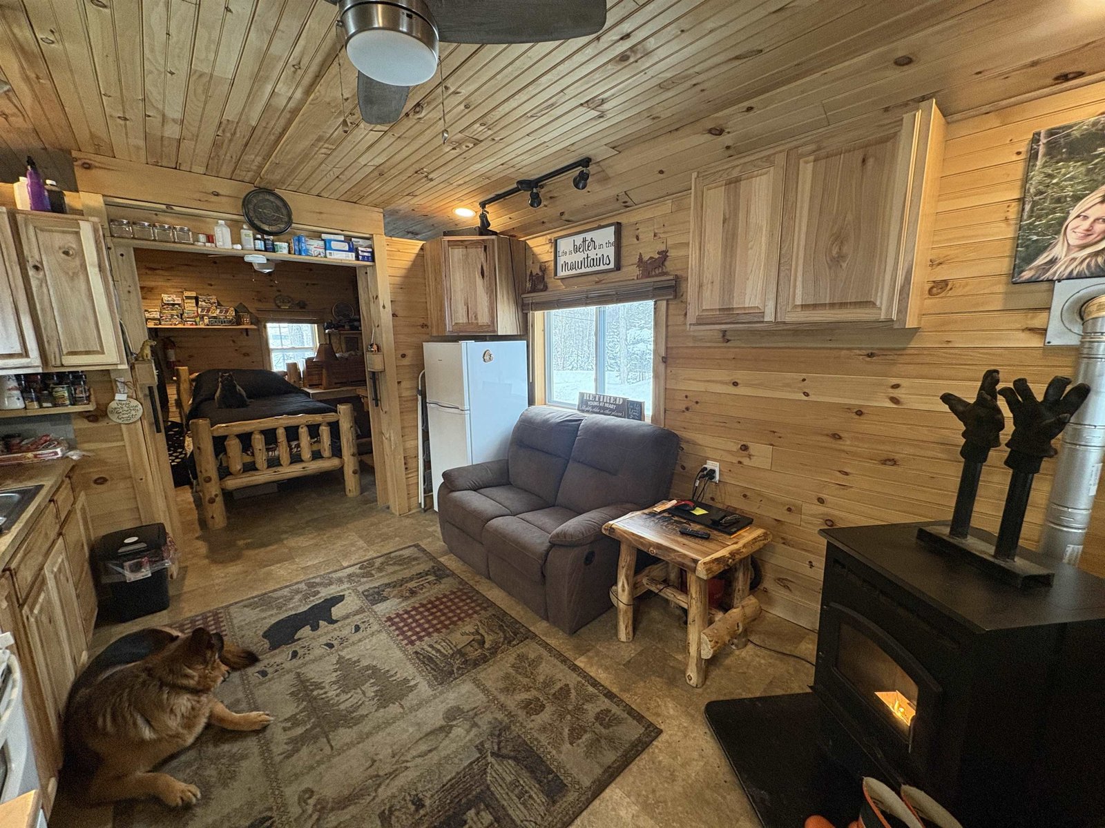 905 Peak Road
