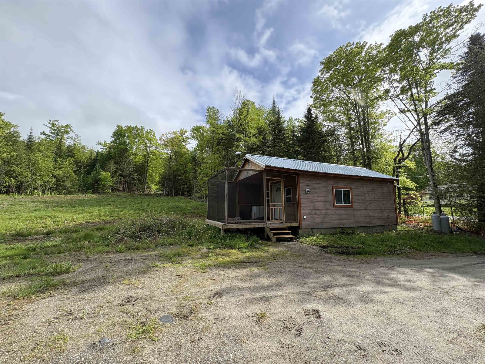 905 Peak Road
