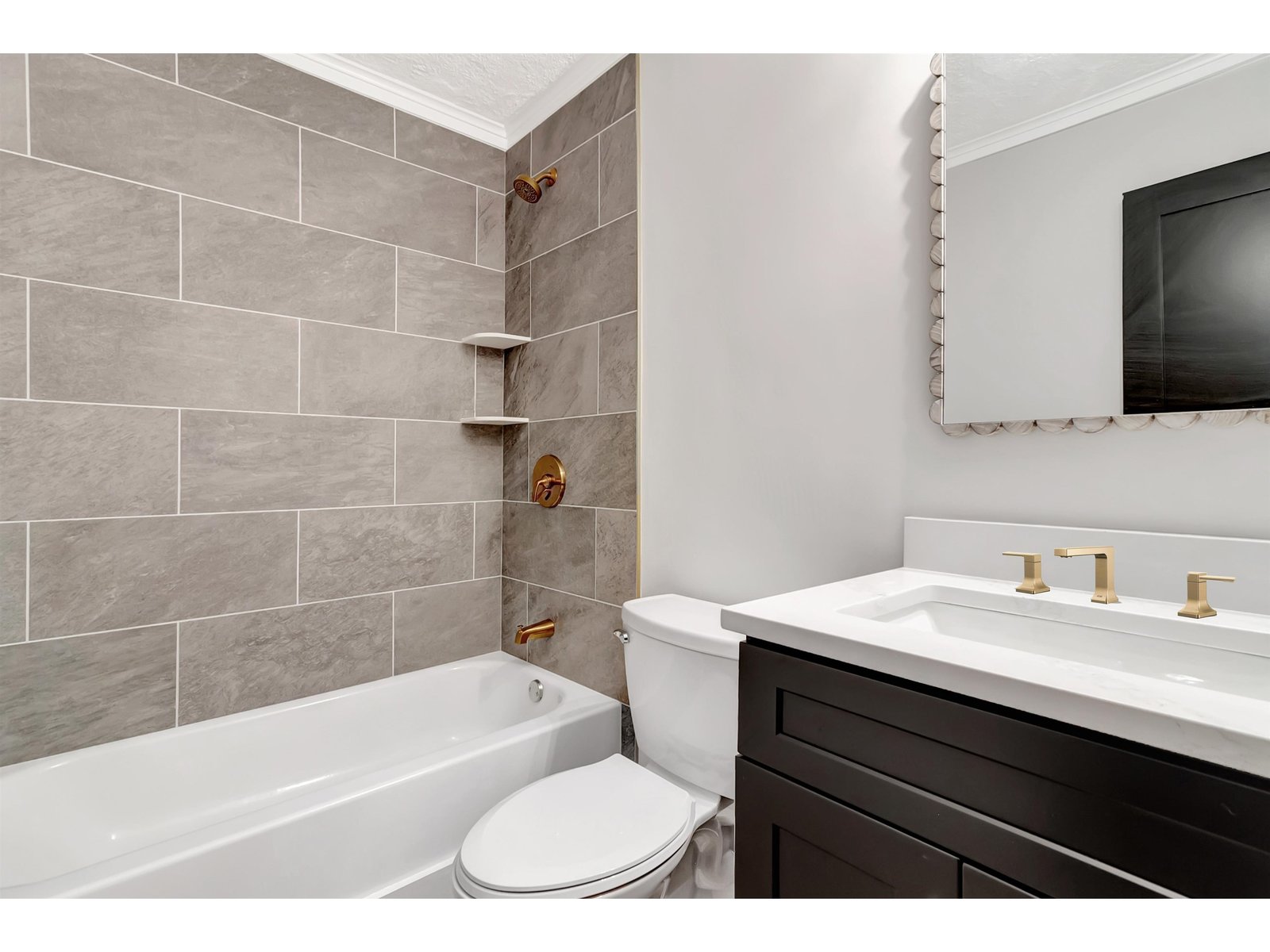 907 East Mountain Road, Unit G-3