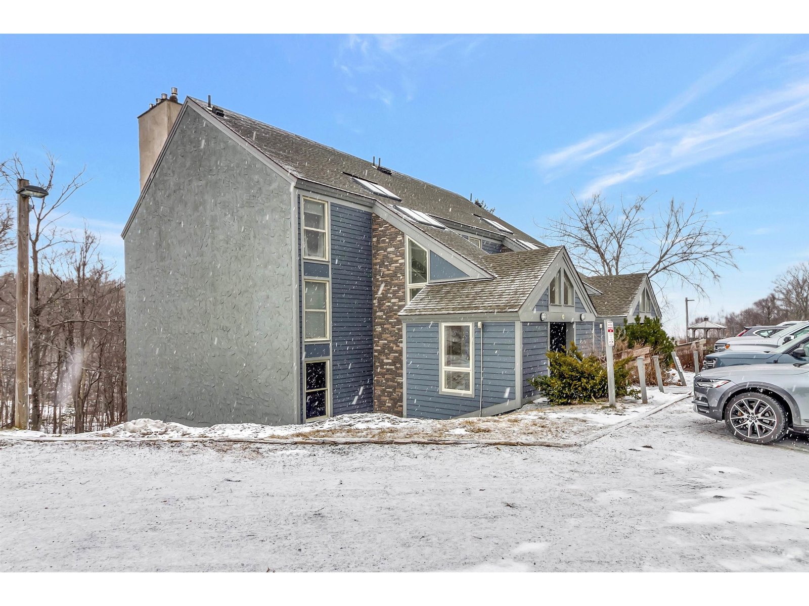 907 East Mountain Road, Unit G-3