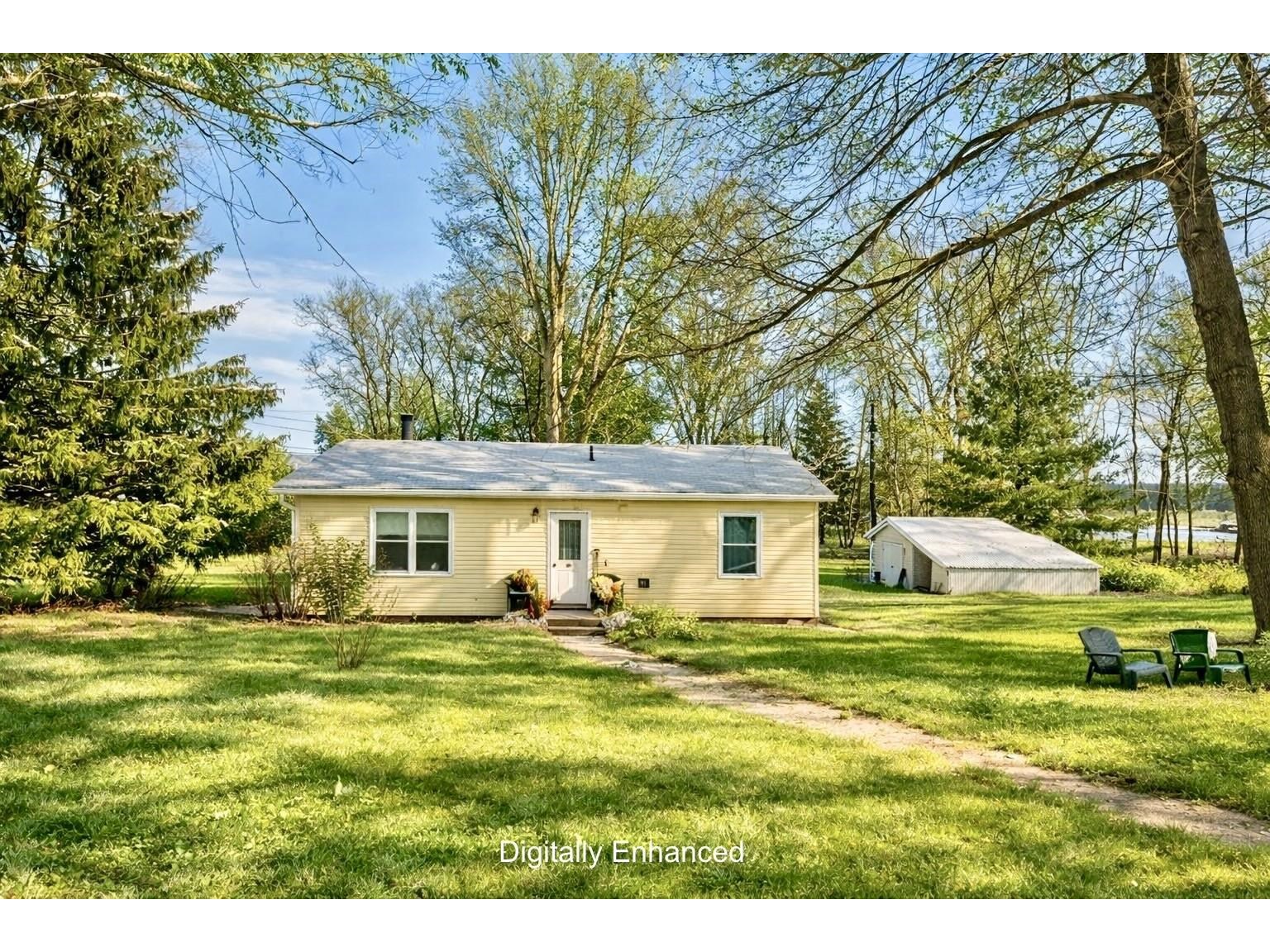 91 Hathaway Inn Drive, St. Albans Town