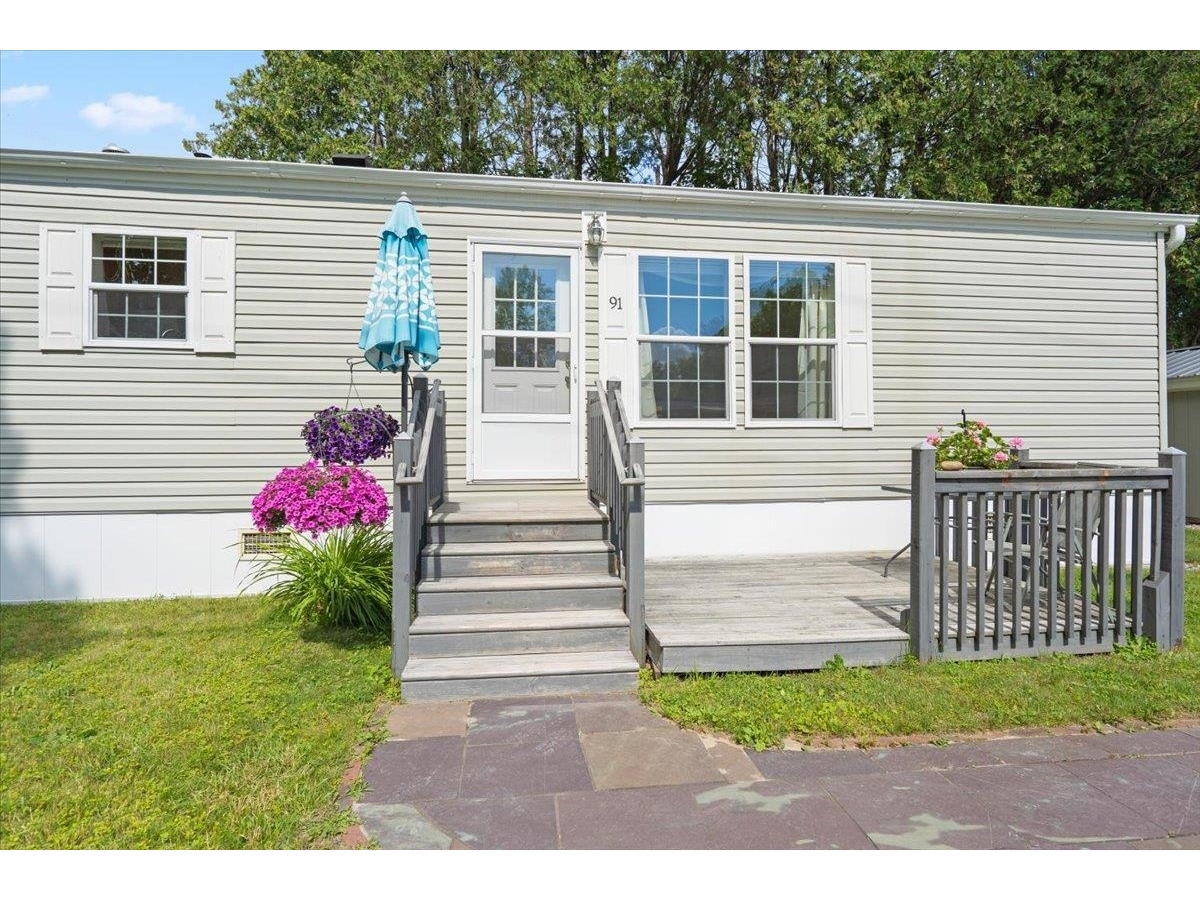 91 Shelburnewood Drive